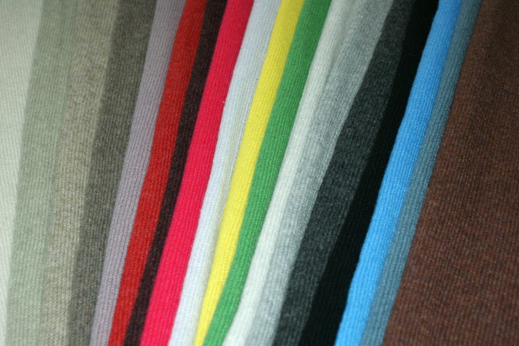 Kaschmir Farben 2017 – dots